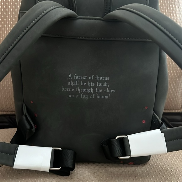 Disney Loungefly Sleeping Beauty backpack - Picture 5 of 6